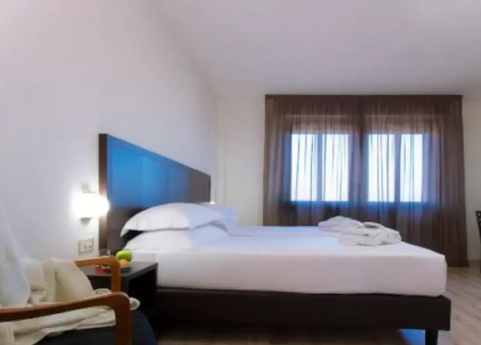 CDH Hotel Modena - Chambres