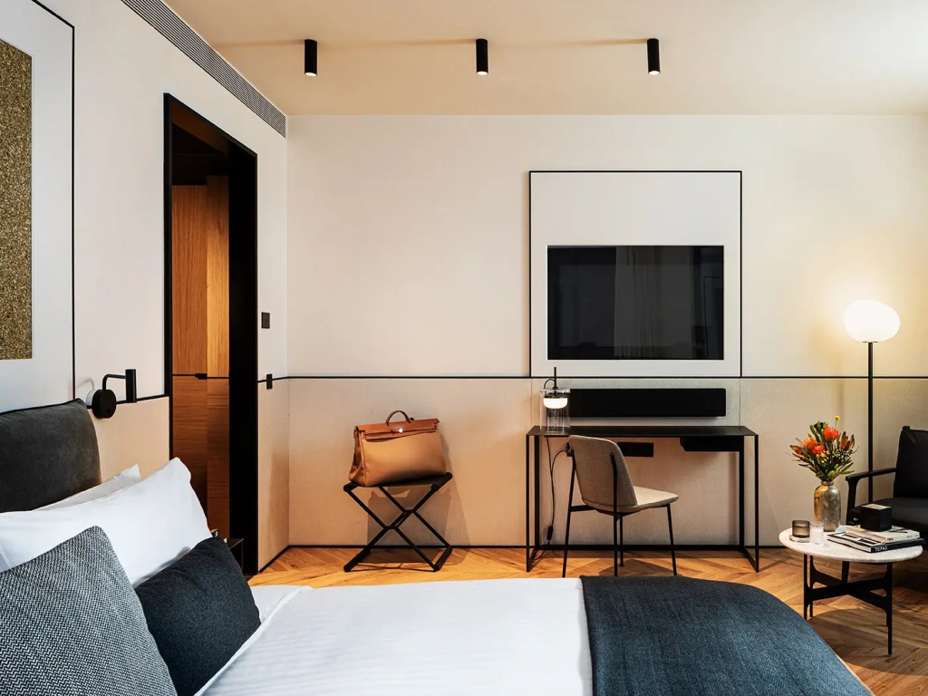 Connecting Quadruple room