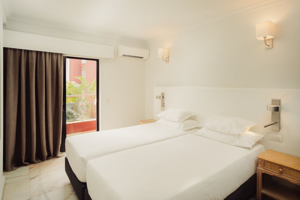 Topazio Vibe Beach Hotel & Apartments - Adults Friendly - Chambres