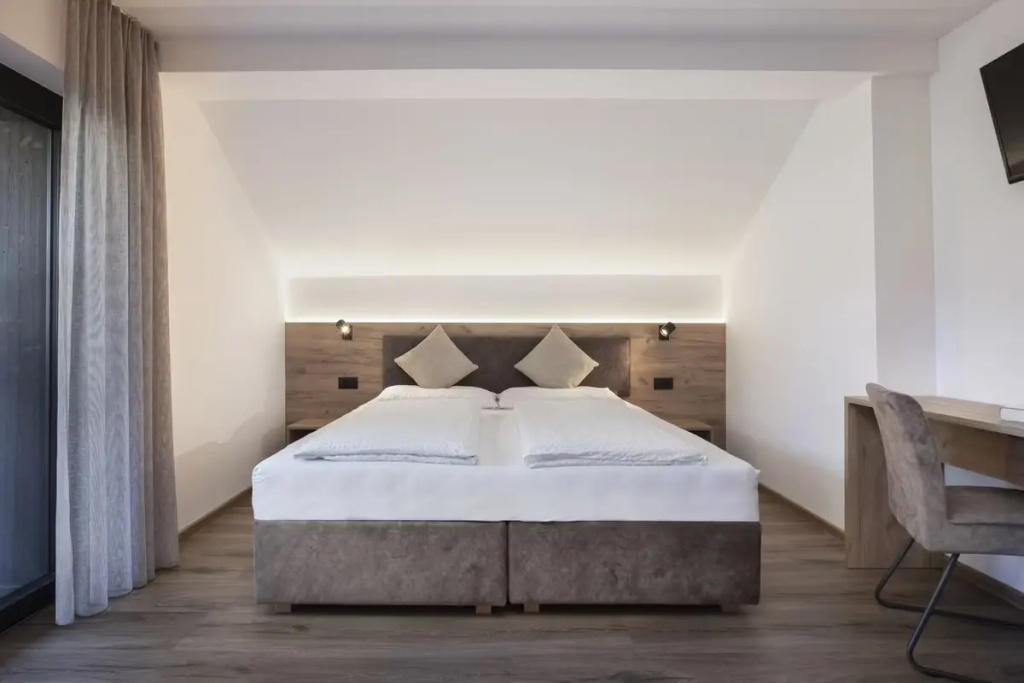 Aparthotel Familiaris - Family Apartments - Pools & Spa in the Dolomites - Chambres