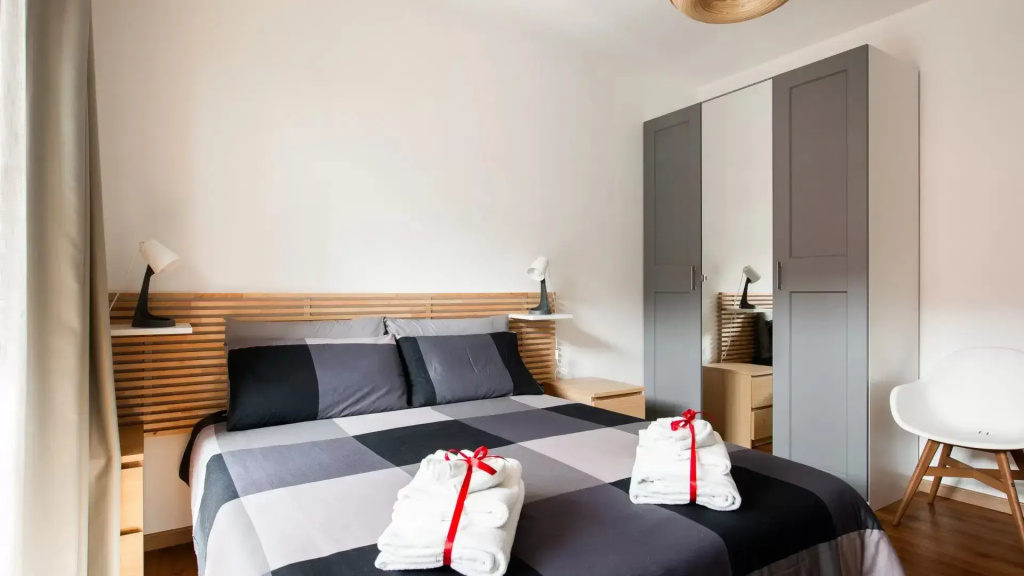 Quadruple Family Suite Apartment