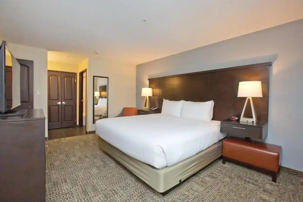 Staybridge Suites Austin South Interstate Hwy 35 by IHG - Chambres