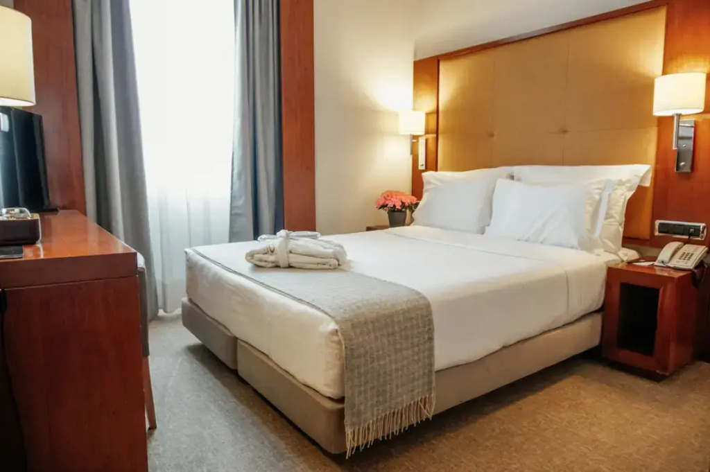 Dom Carlos Liberty Hotel - Chambres