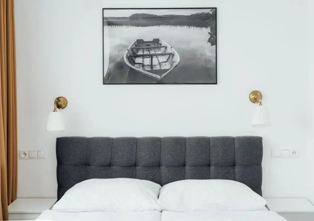 Double Suite (full double bed)
