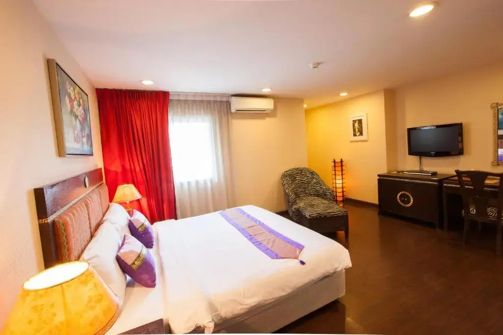 Presidential Double Suite (full double bed)