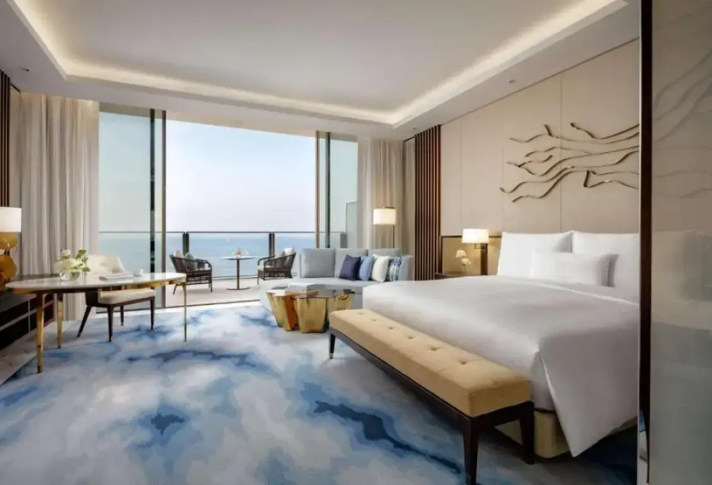 Seascape room
