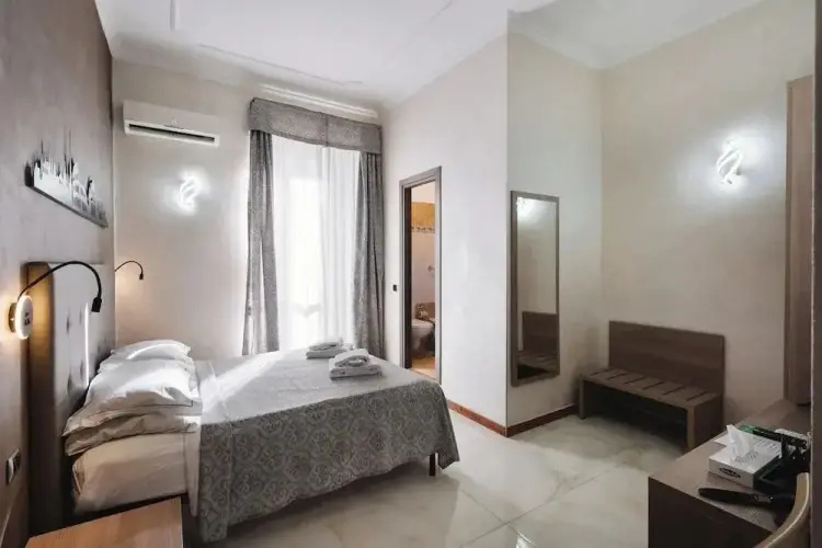 Superior Double room with balcony (full double bed)