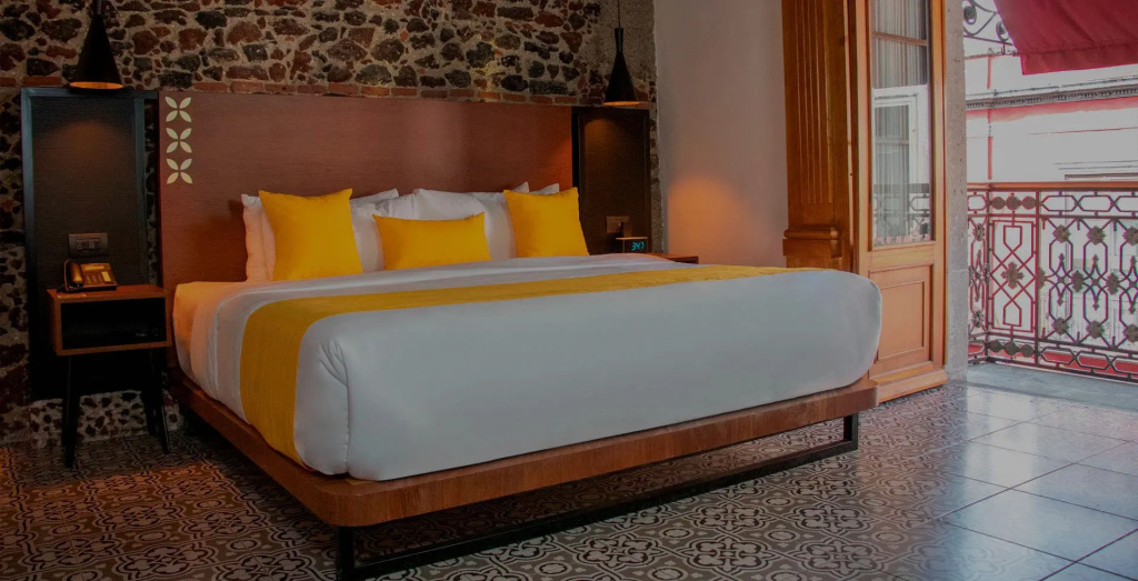 Master Double Suite (full double bed)