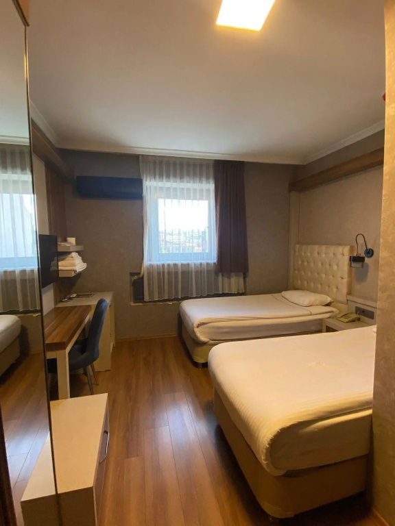 Economy Double room (twin beds)