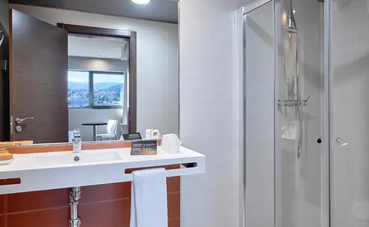 Hotel Turia Granada - Chambres
