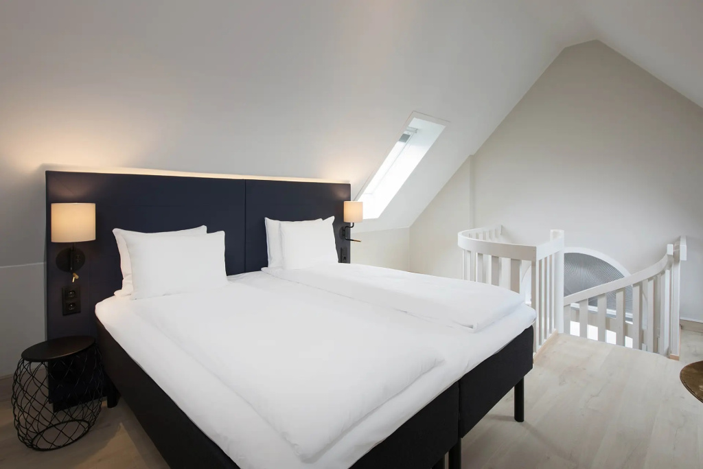 Presidential Double Suite (twin beds)