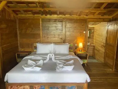 Wooden Double House (full double bed)