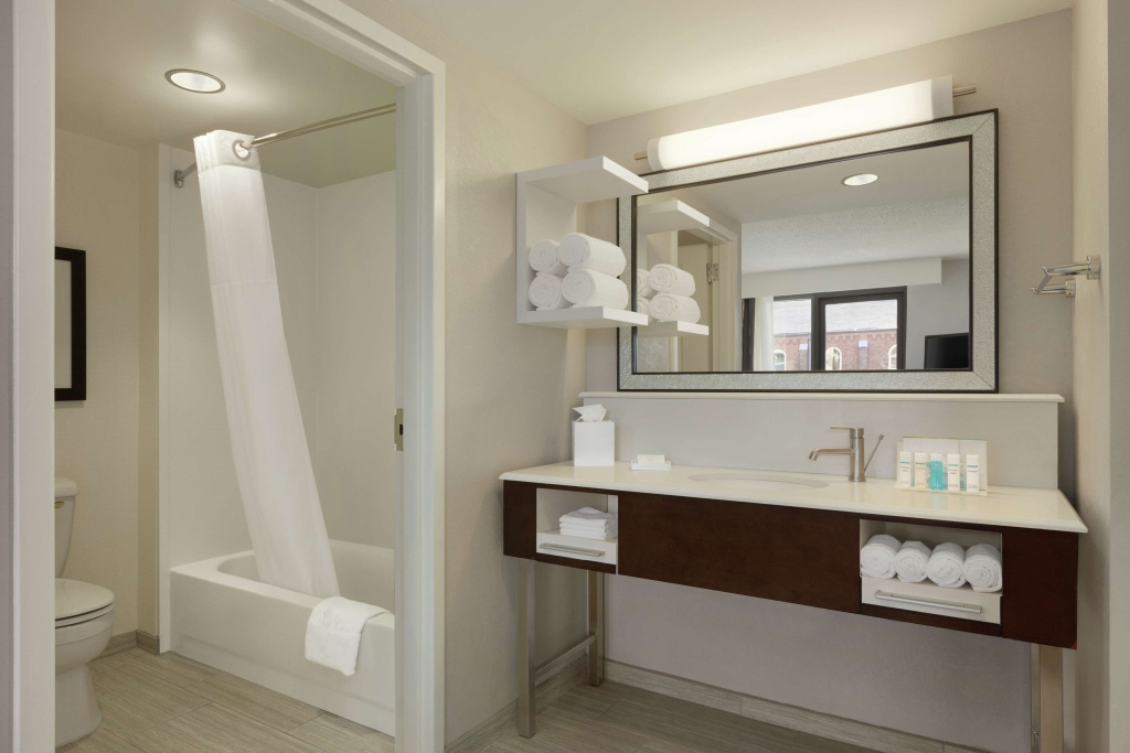 Hampton Inn & Suites Nashville Downtown - Chambres