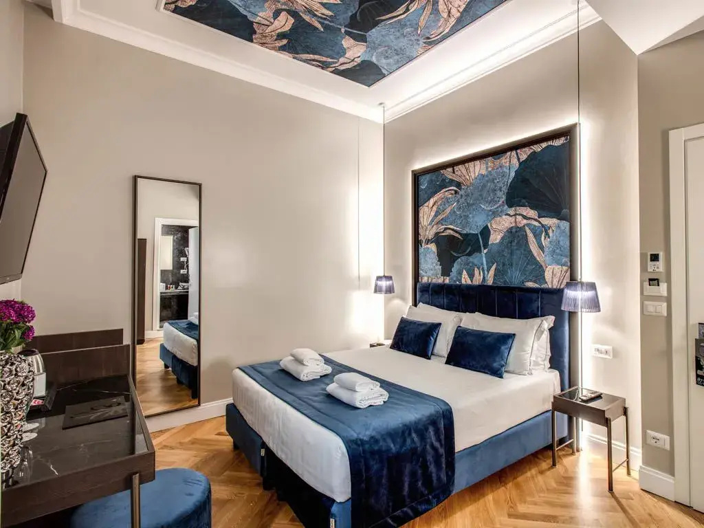 Classic Double room (full double bed)