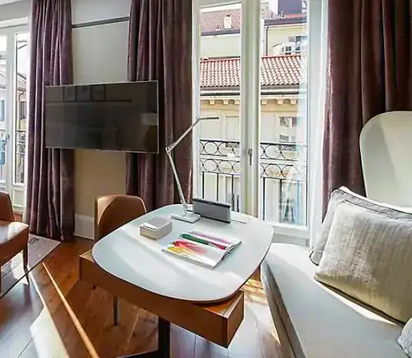 Deluxe Double room (twin beds)