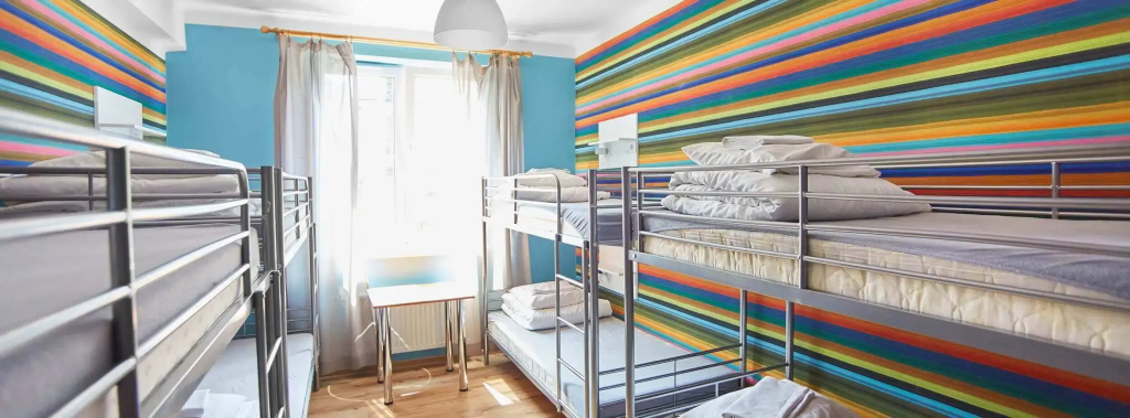 Six-bed room