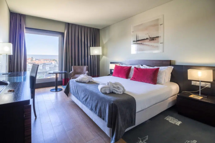 Deluxe Ria View Double room (twin beds)