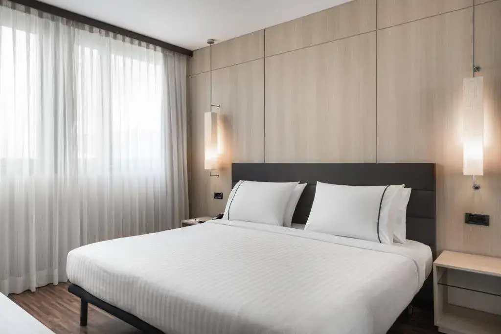 City View Terrace Double Suite (full double bed)