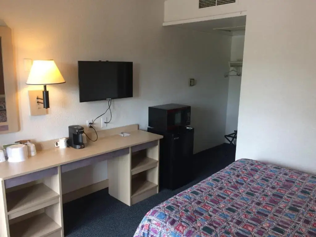 Mobility Accessible Double room (full double bed)
