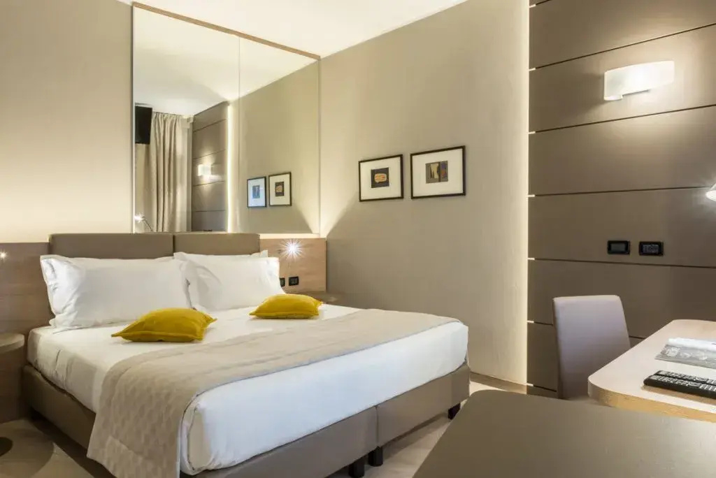 Cardano Hotel Malpensa - Tap to explore photos