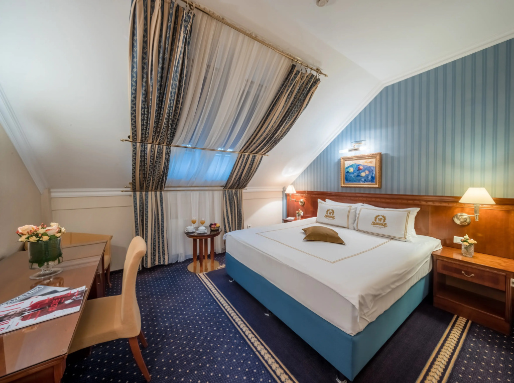 Standard Double room full double bed