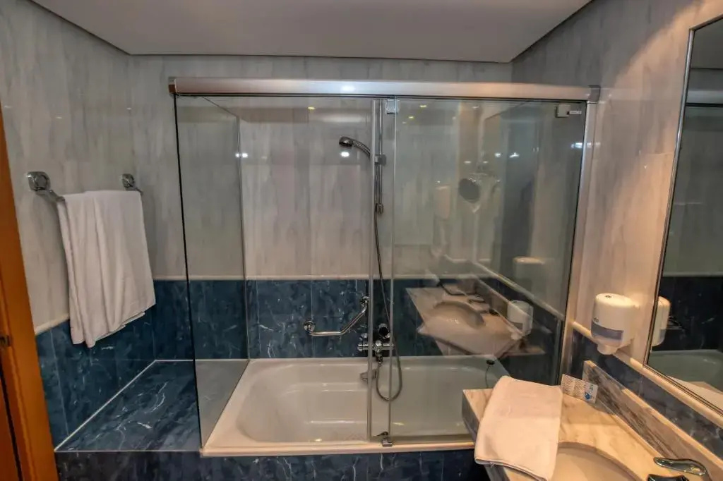 Hotel Castilla Vieja - Chambres