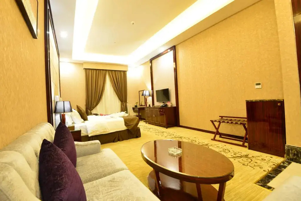 Executive Double Suite (full double bed)
