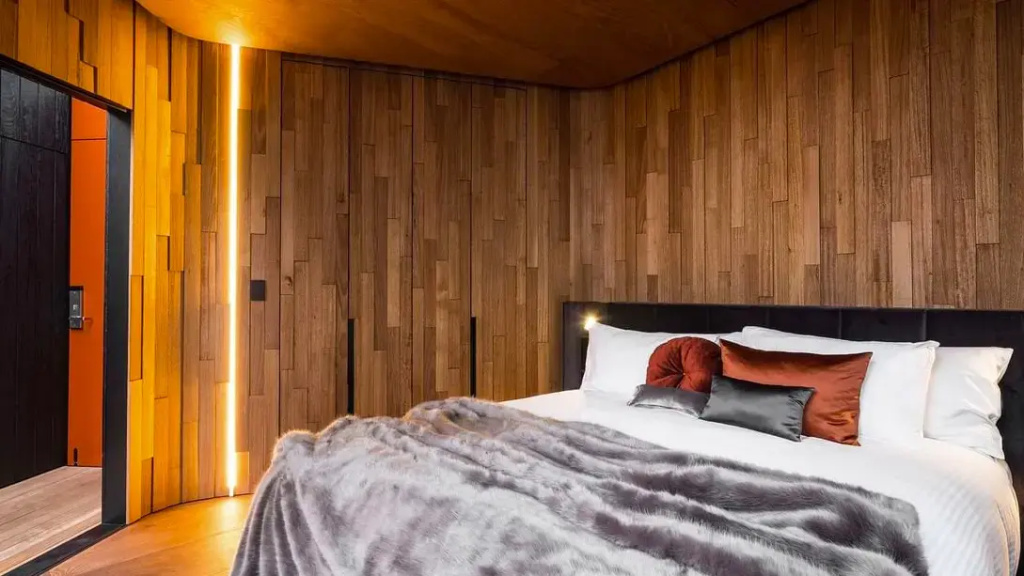 Coastal Double Pavilion (full double bed)