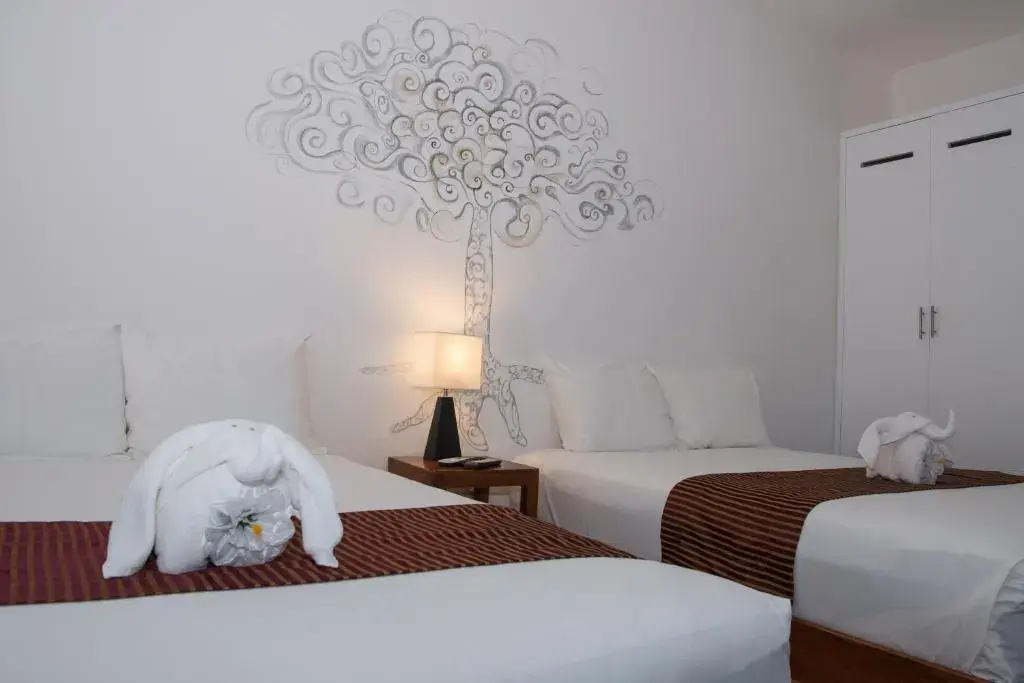 Double Family Suite (twin beds)
