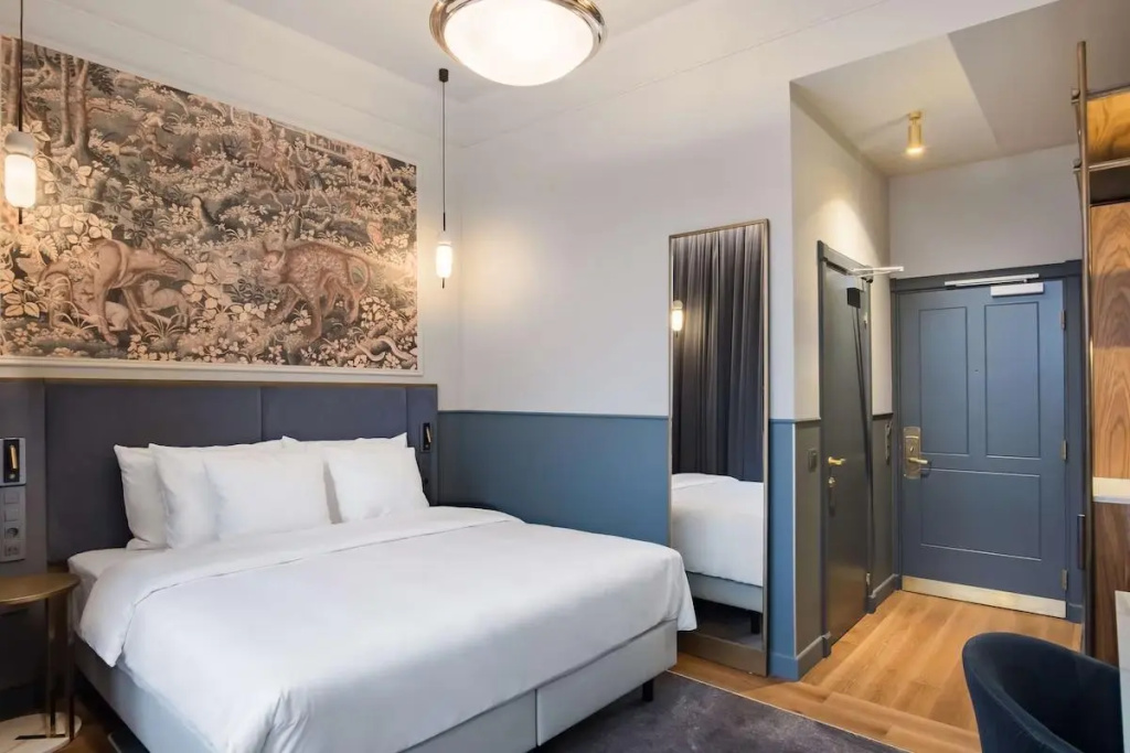 Collection Twin room with old town view (twin beds)