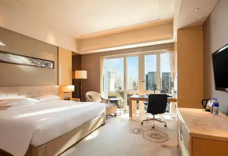 Deluxe Double room with City View (full double bed)