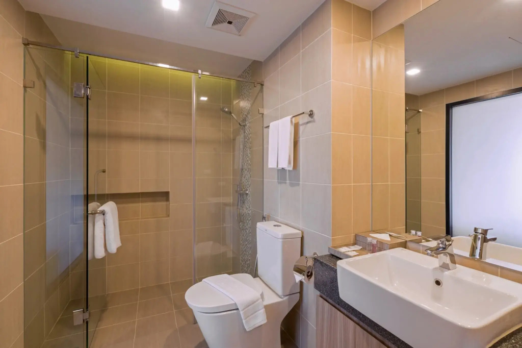Двухместный номер Grand Deluxe с балконом 2 отдельные кровати в Patong Bay Residence