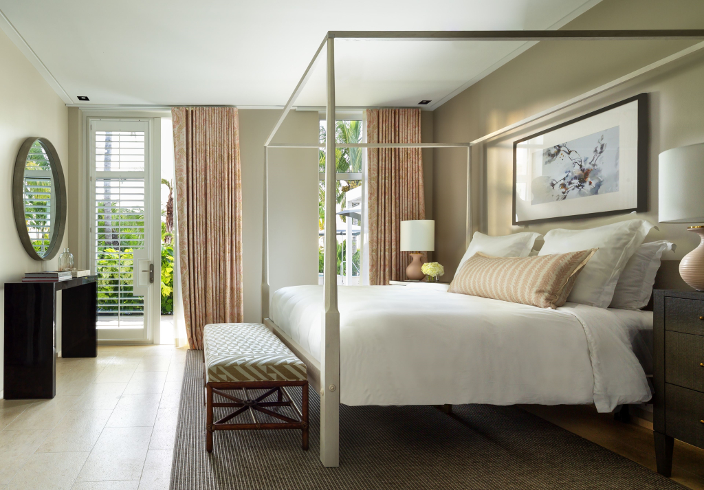 6 Bedrooms Ocean View Villa