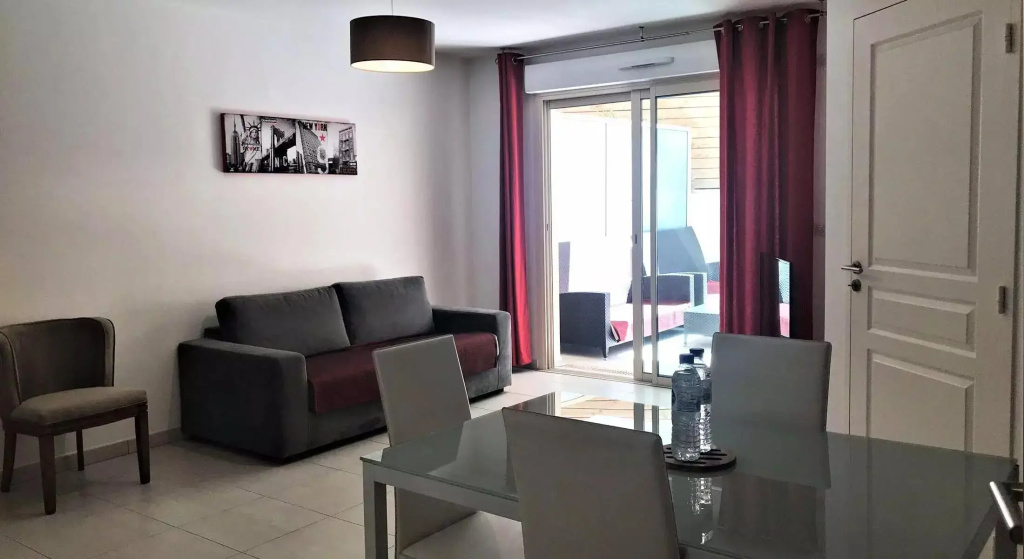 Double Apartment twin beds