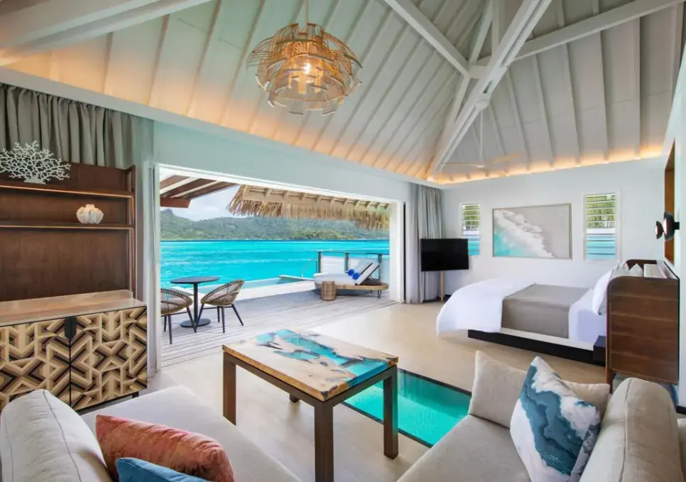 1 Bedroom Otemanu View Overwater Plunge Pool Double Villa (full double bed)