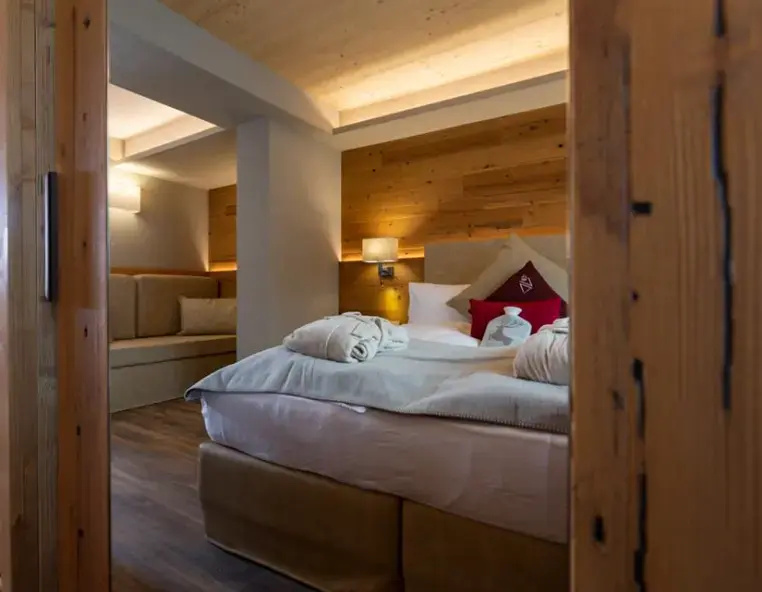 Comfort Deluxe Double room (full double bed)