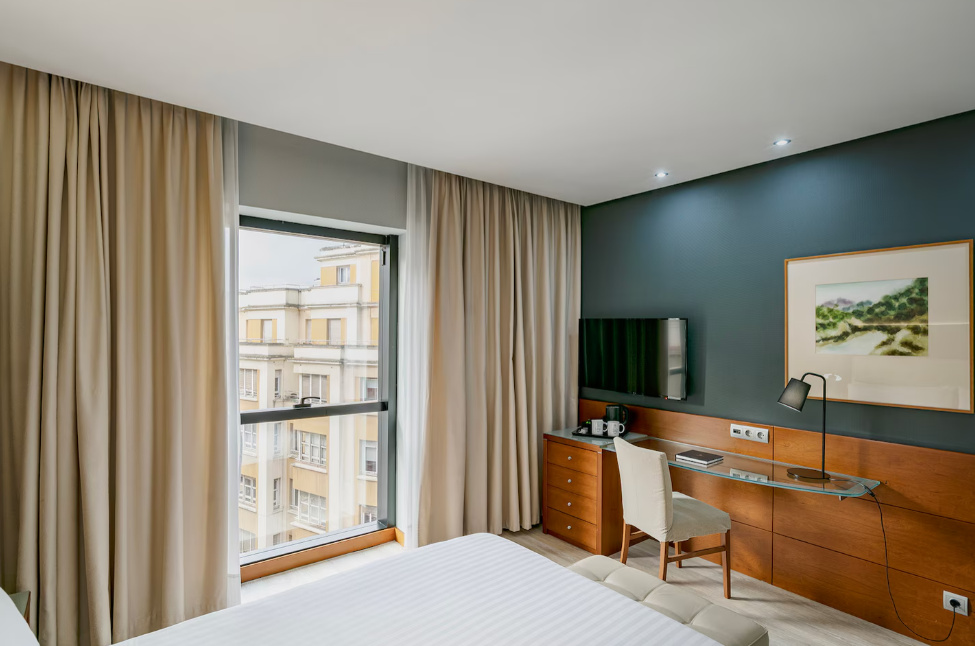 Double Junior Suite (full double bed)