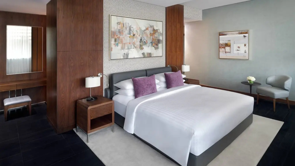 Royal Concierge Lounge Access Double Suite (full double bed)