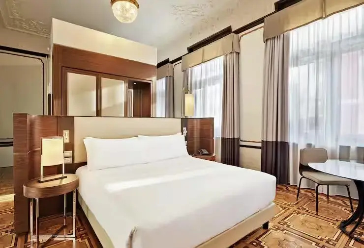 Deluxe Historical Double room (full double bed)