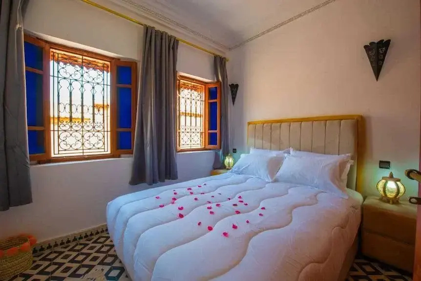 Yakout Double room (full double bed)