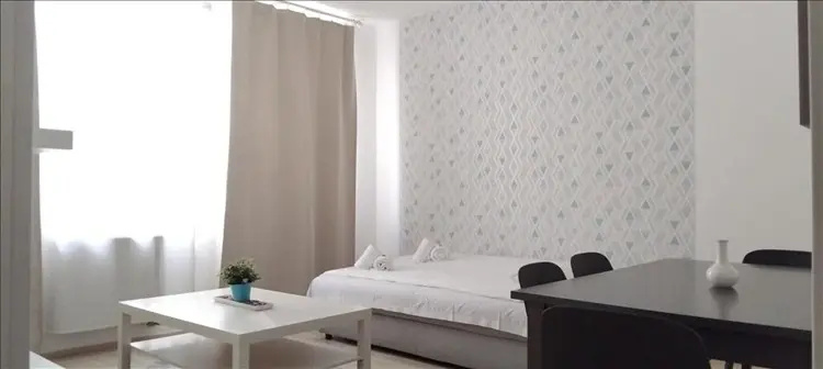 1 Bedroom Triple Apartment