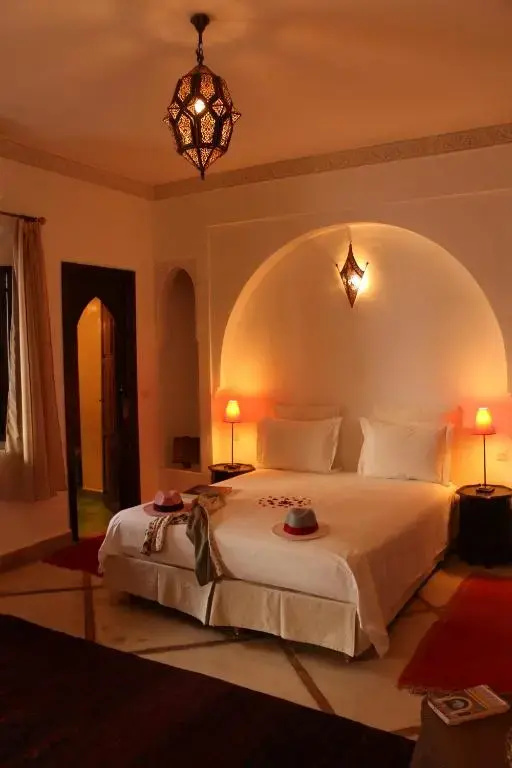 Deluxe Double room (full double bed)