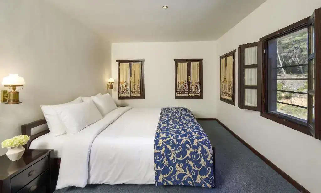Turret Duplex room