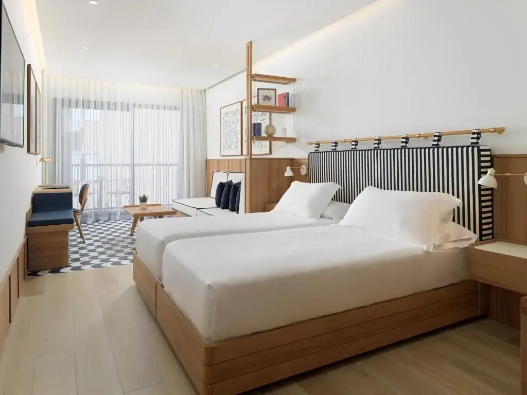 Terrace Double Junior Suite (full double bed)