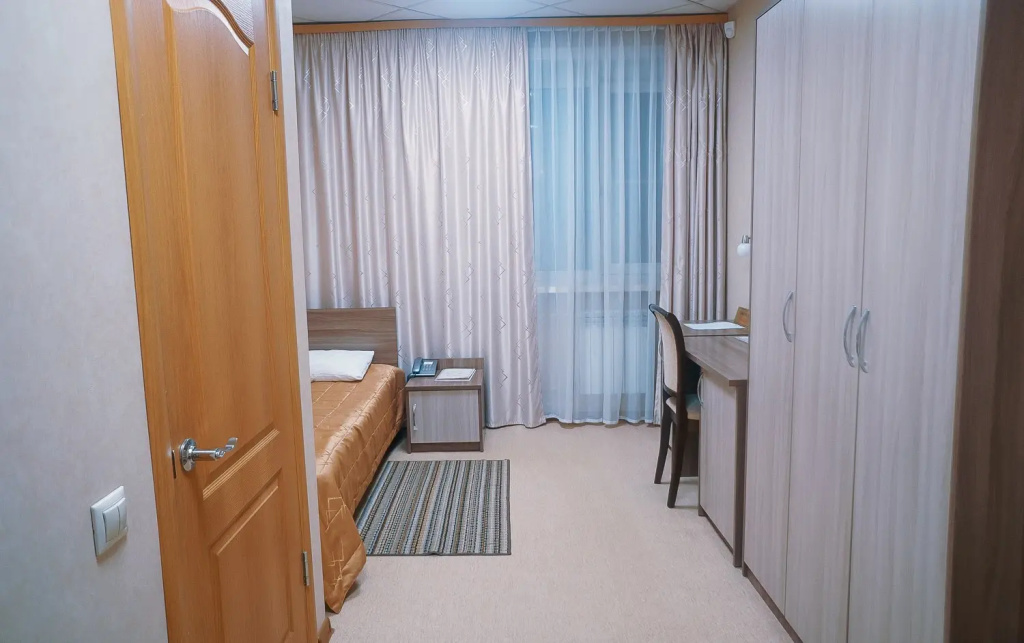 Standard Plus Single room