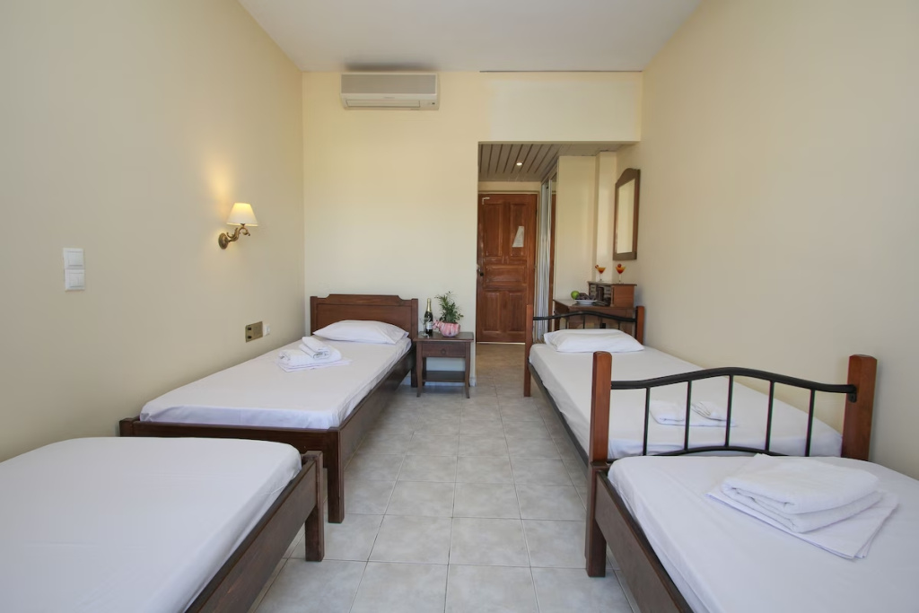 Quadruple room with balcony