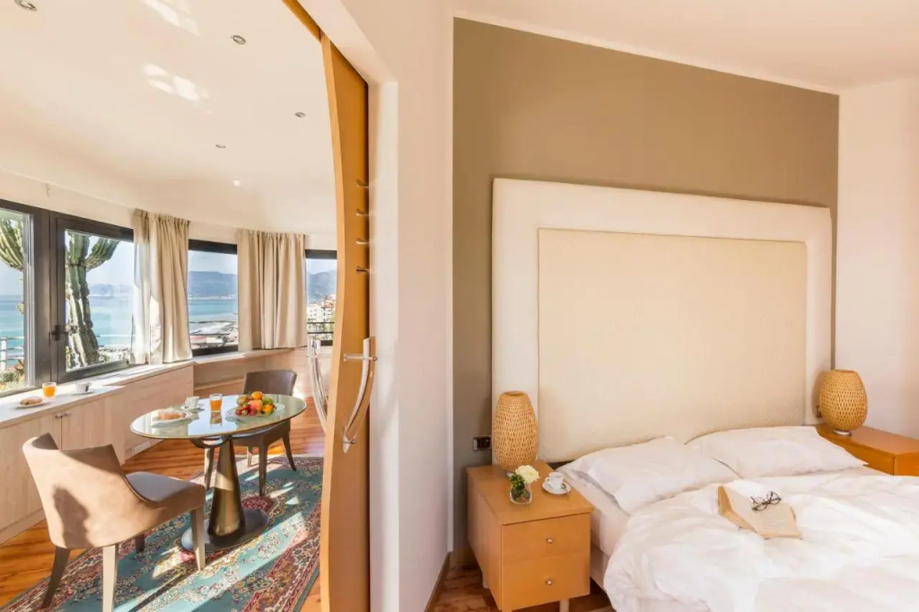 Hotel photo 13