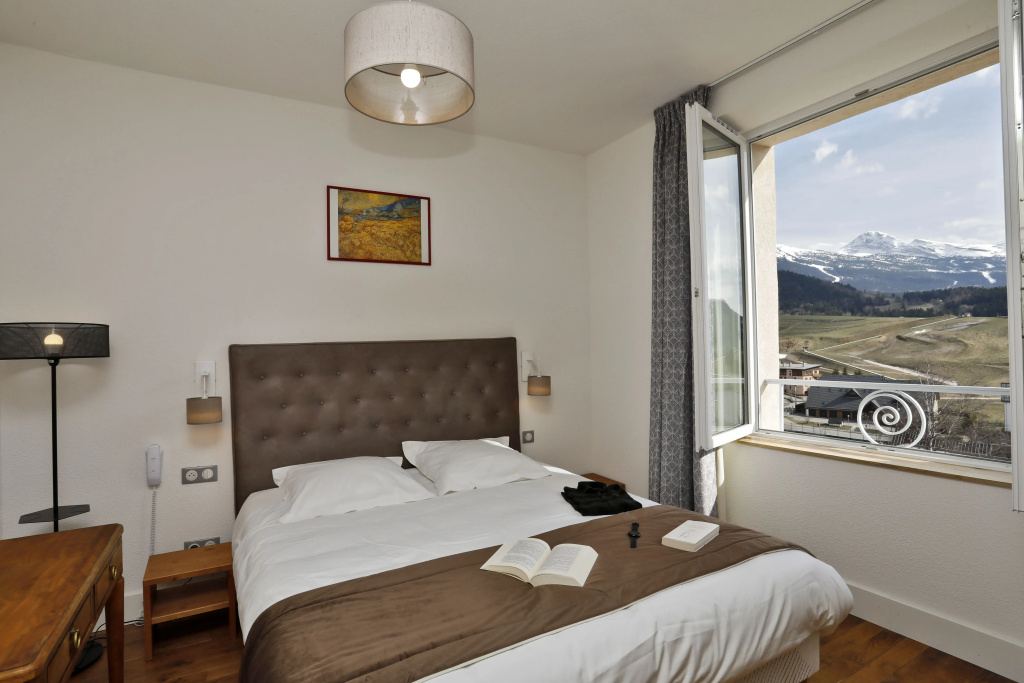 6 people T2 with balcony and with mountain view