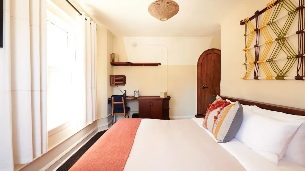 Penthouse Suite
