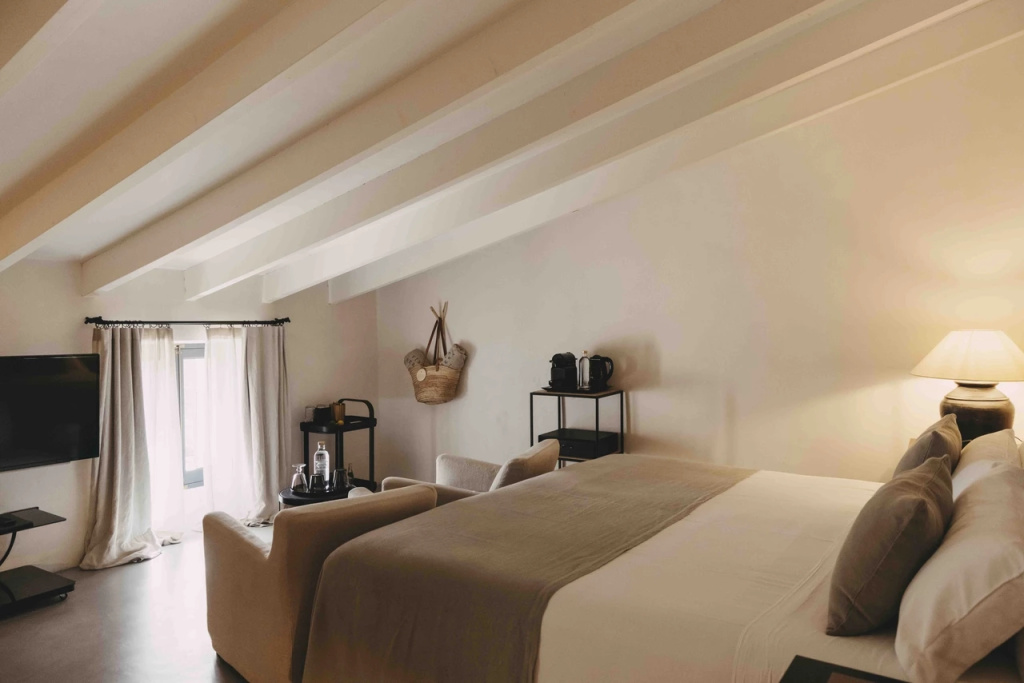 Finca Double Junior Suite (full double bed)